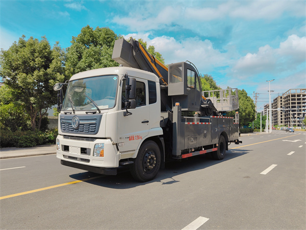 東風(fēng)天錦45米直臂高空車(chē)